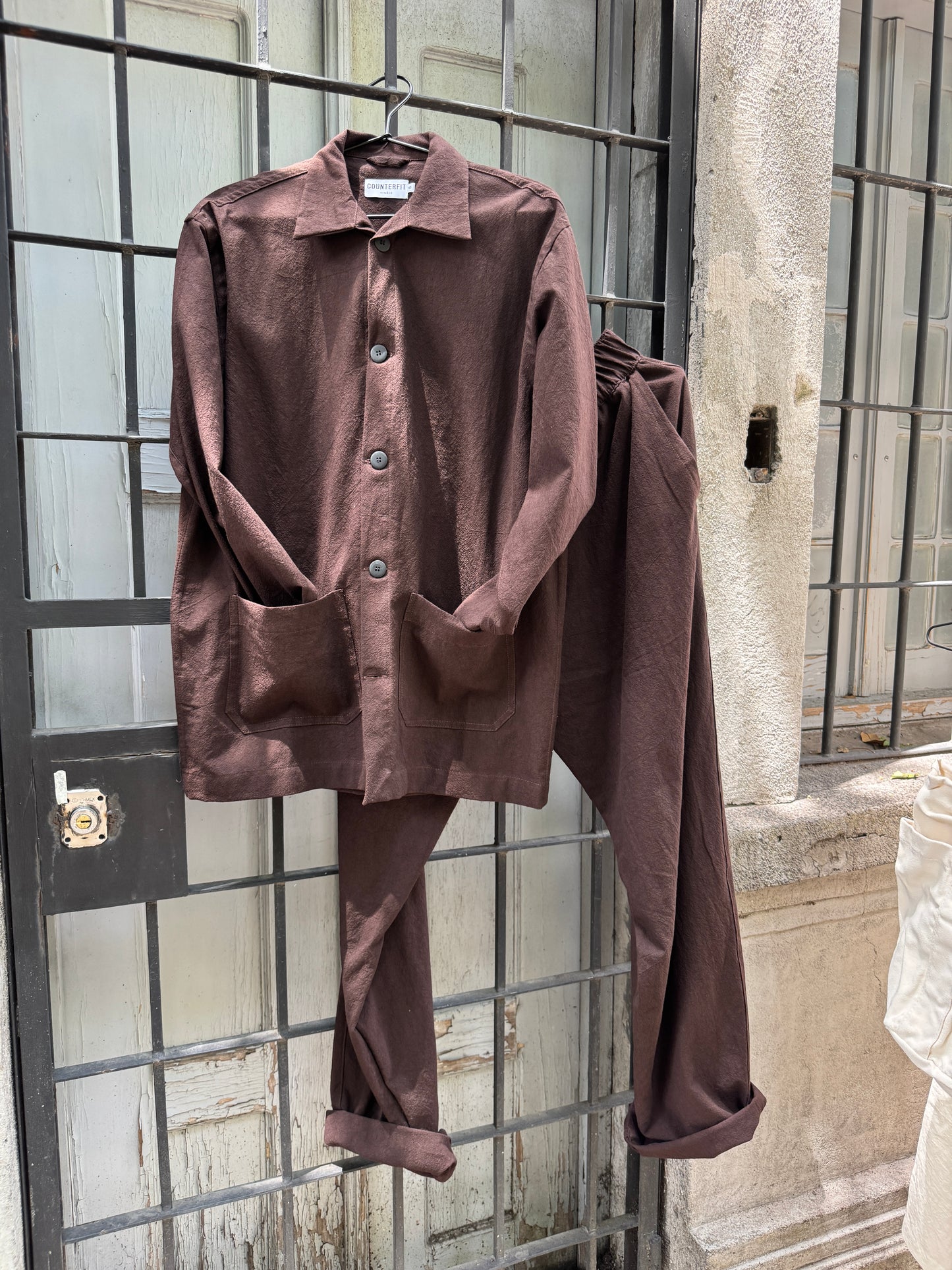 The non-formal suit