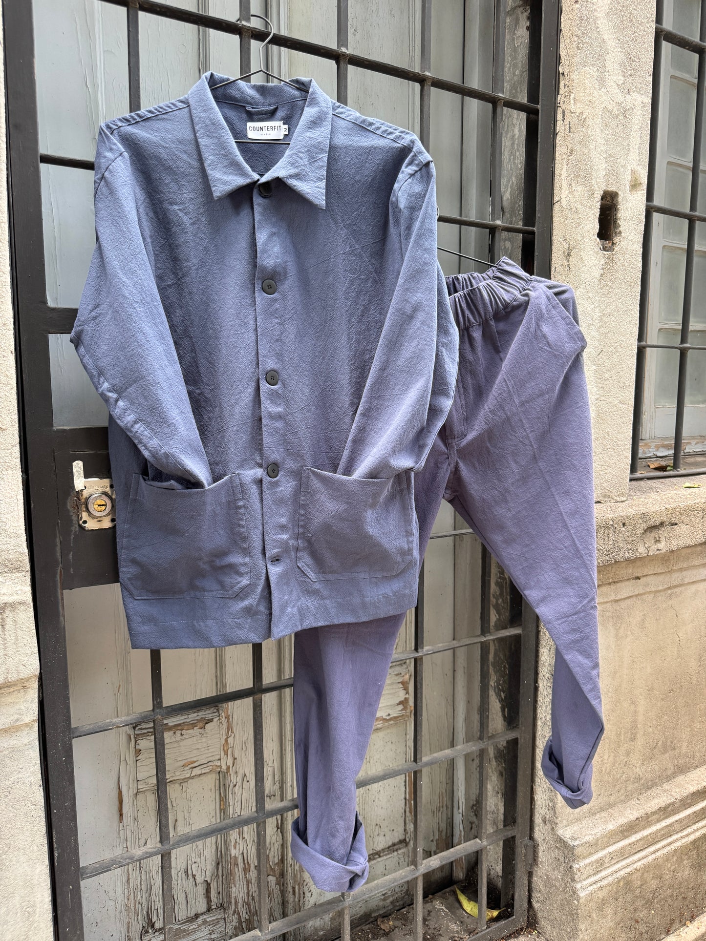 The non-formal suit