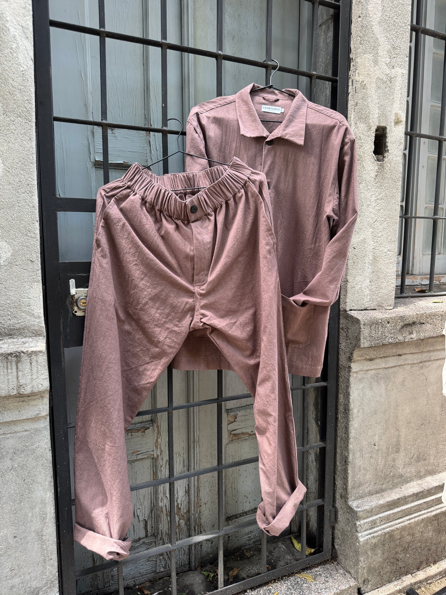 The non-formal suit