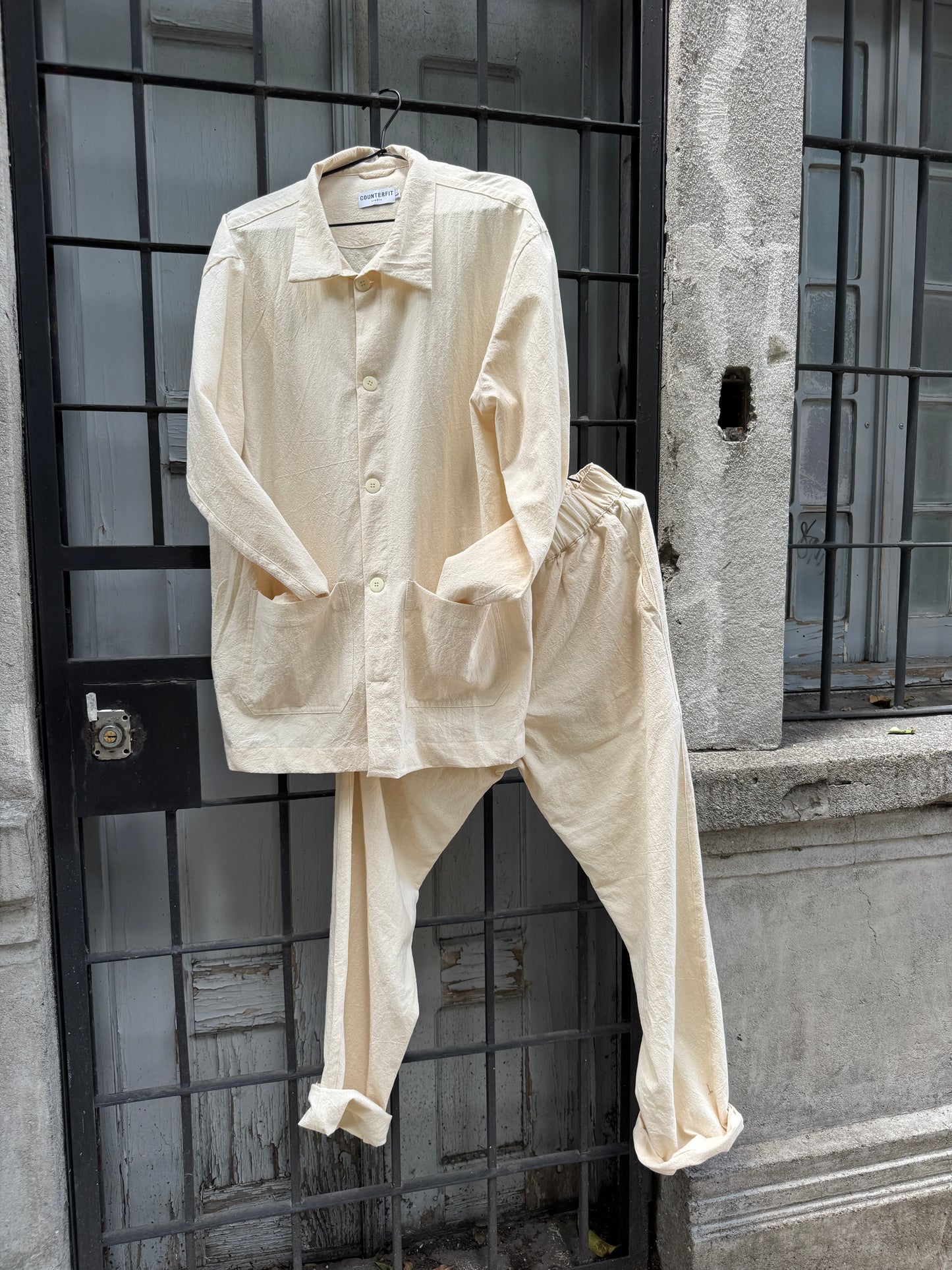 The non-formal suit
